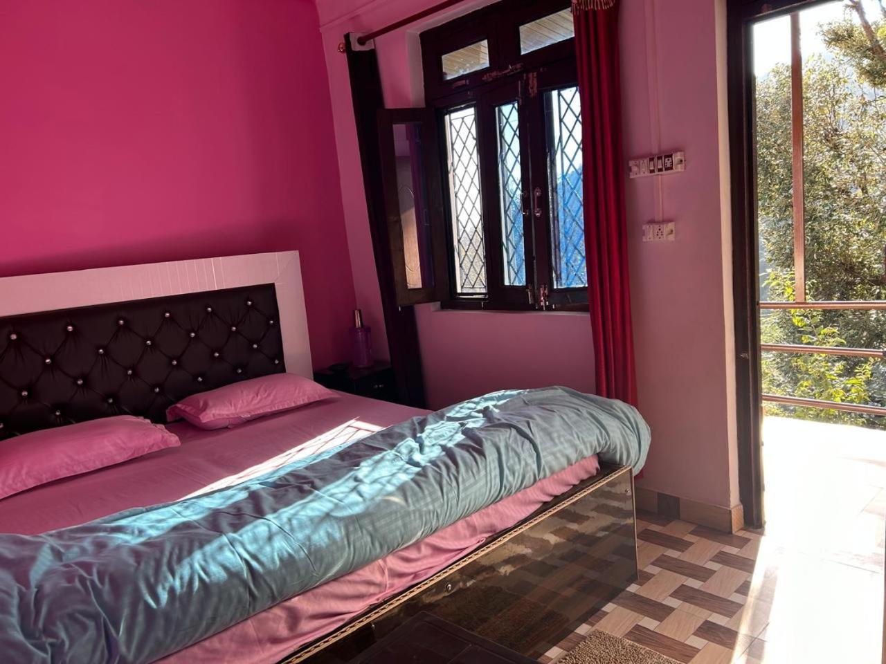Hotel Mountain View Sari Ngoại thất bức ảnh