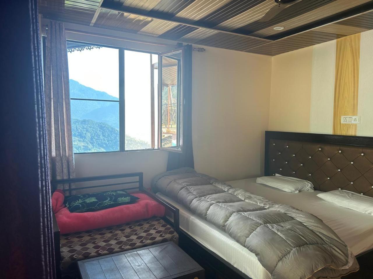 Hotel Mountain View Sari Ngoại thất bức ảnh